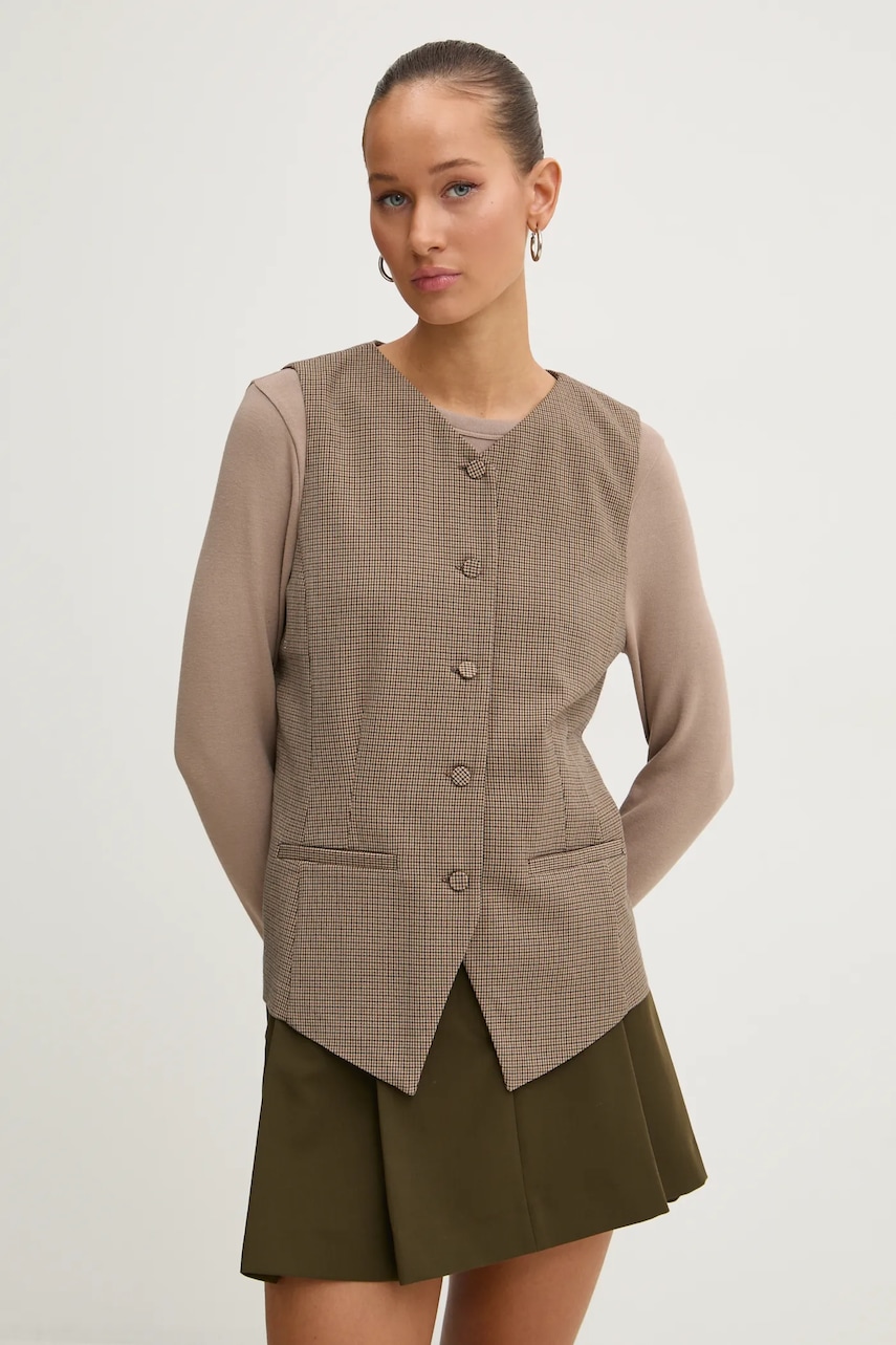 Abercrombie & Fitch  Vesta