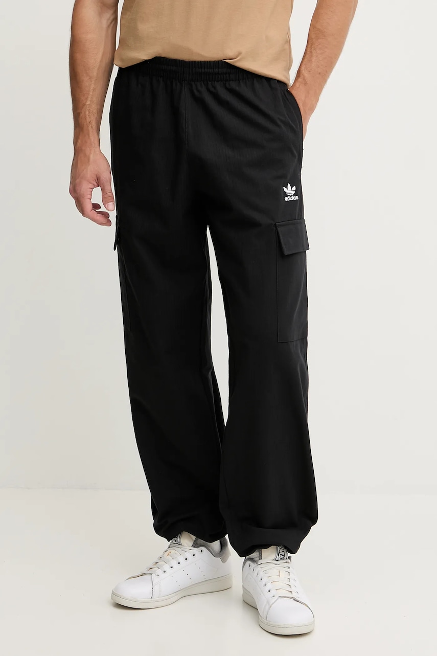 adidas Originals  Bavlněné kalhoty  Essentials