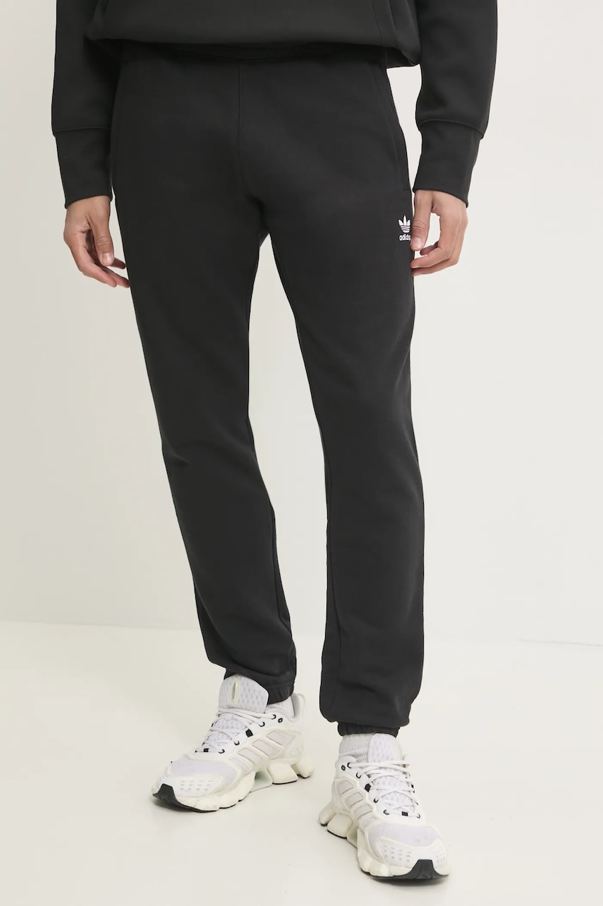 adidas Originals  Bavlněné tepláky  Essential