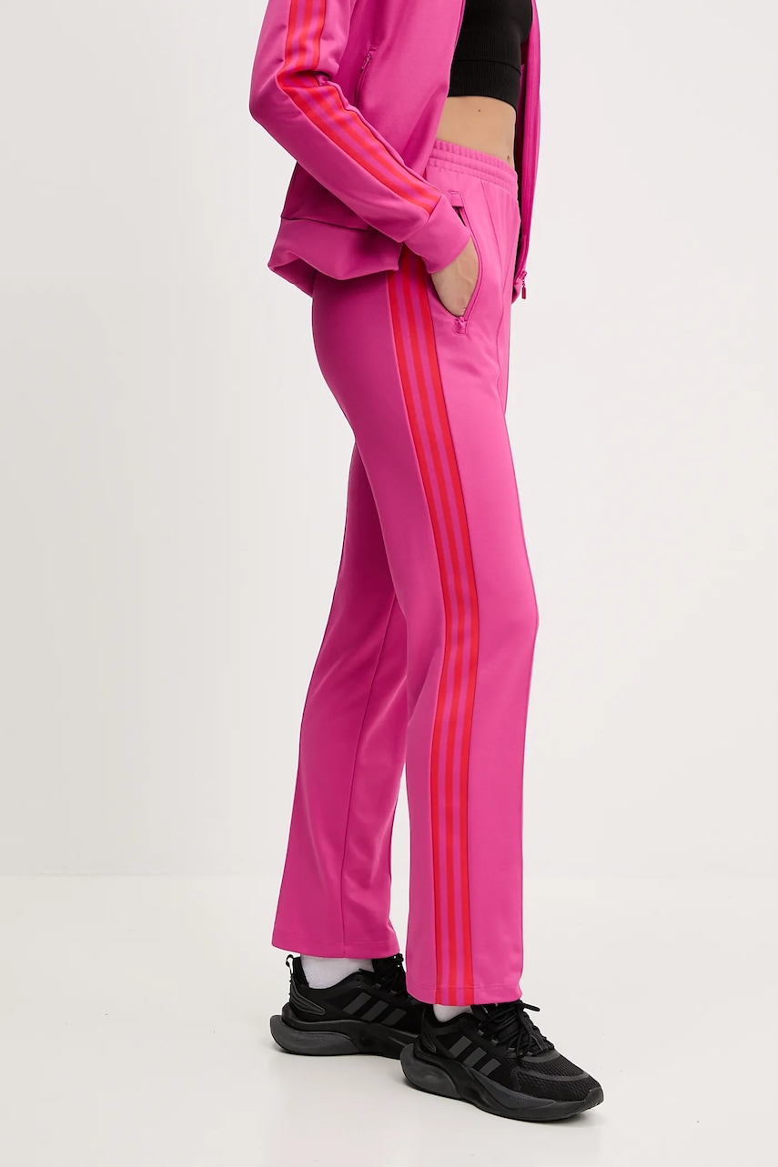 adidas Originals  Tepláky  GRFX Trackpants