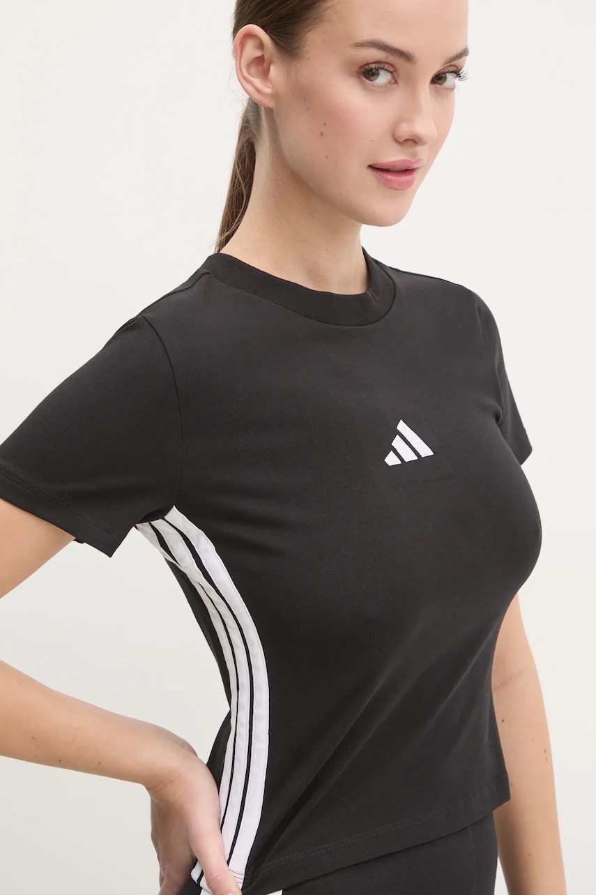 adidas  Tričko  Essentials