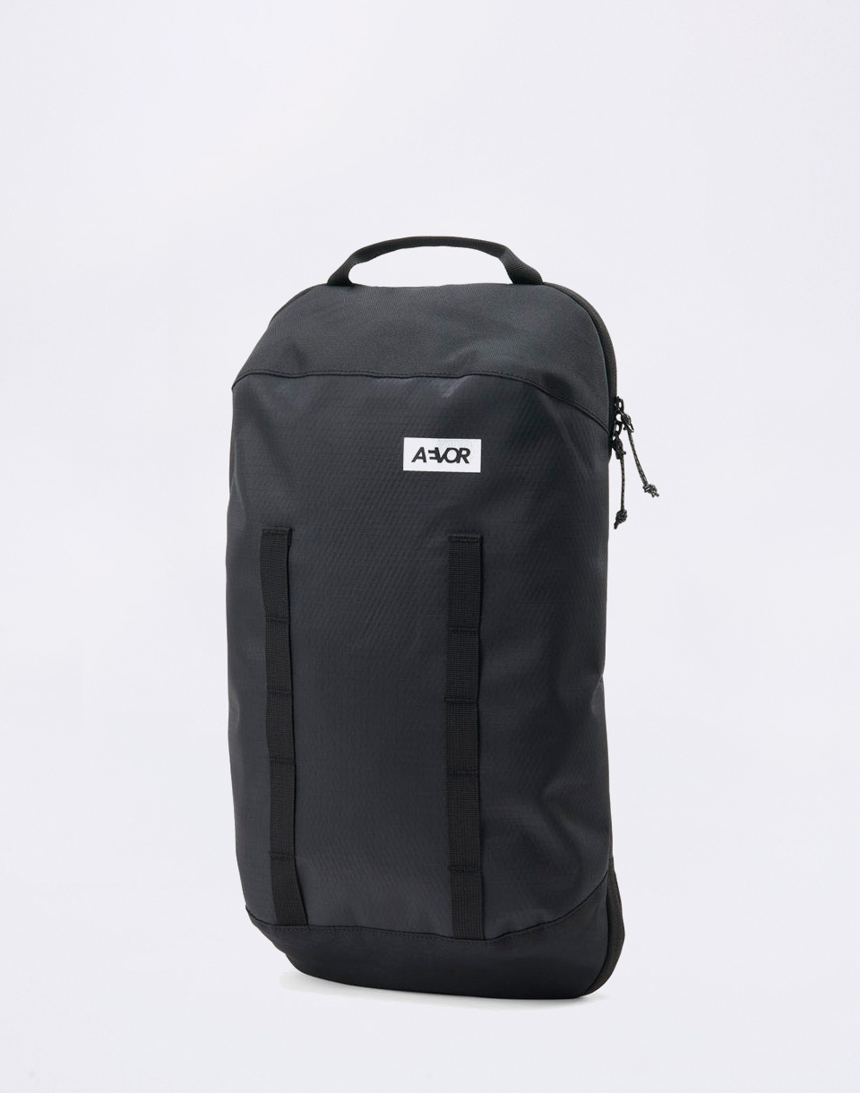 Aevor Volume Pack XL Proof Black