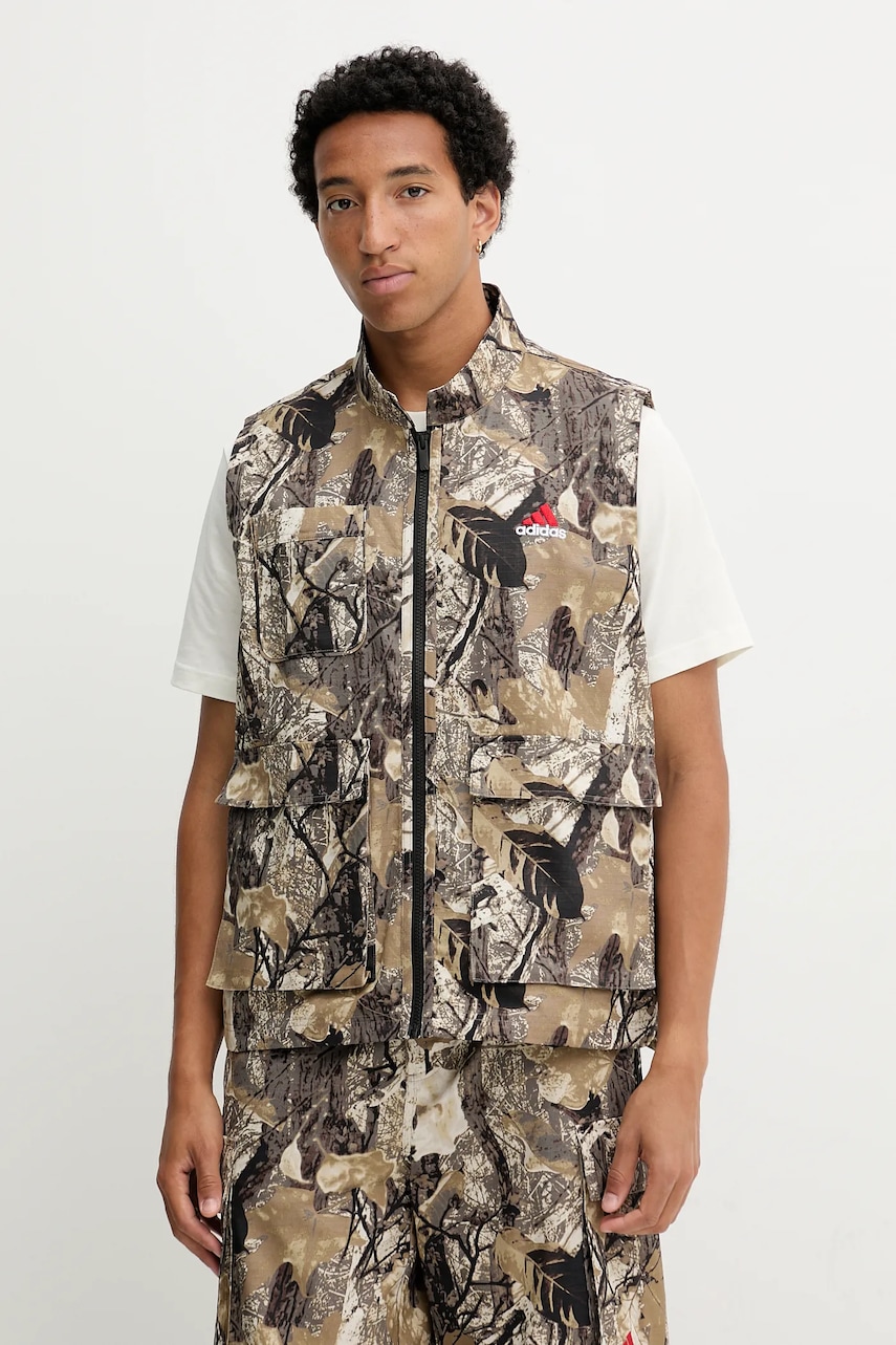 Bavlněná vesta adidas Originals OG Camo Vest béžová barva, přechodná, KD6258