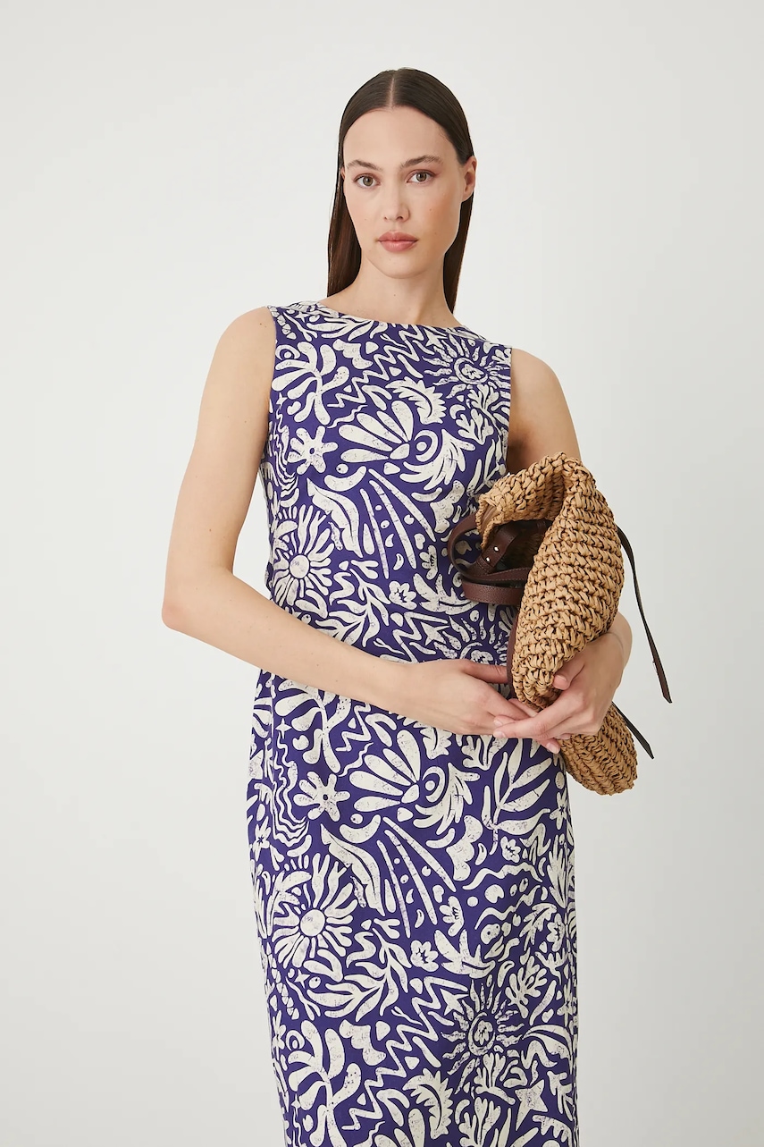 Bavlněné šaty Medicine tmavomodrá barva, midi, přiléhavé