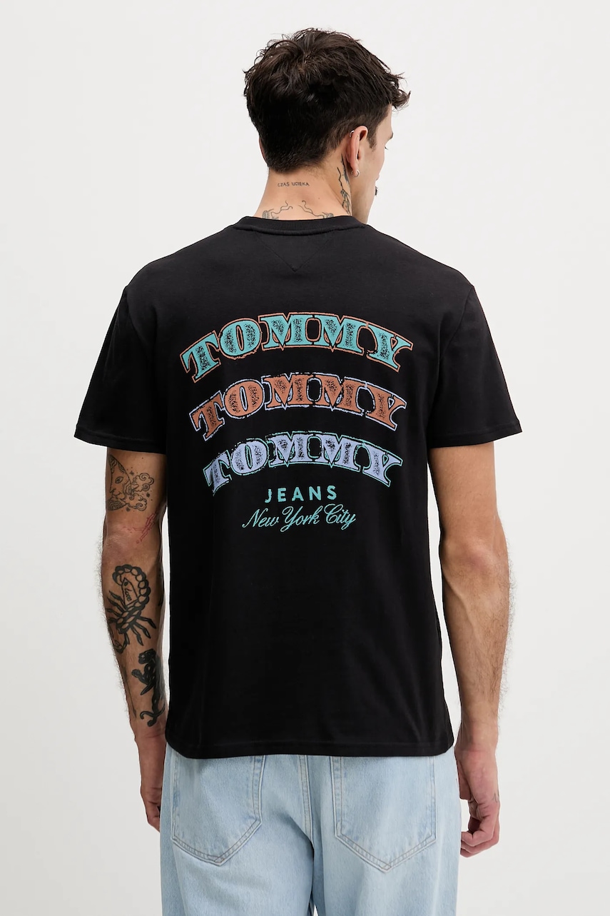 Bavlněné tričko Tommy Jeans pánské, černá barva, s potiskem, DM0DM22318