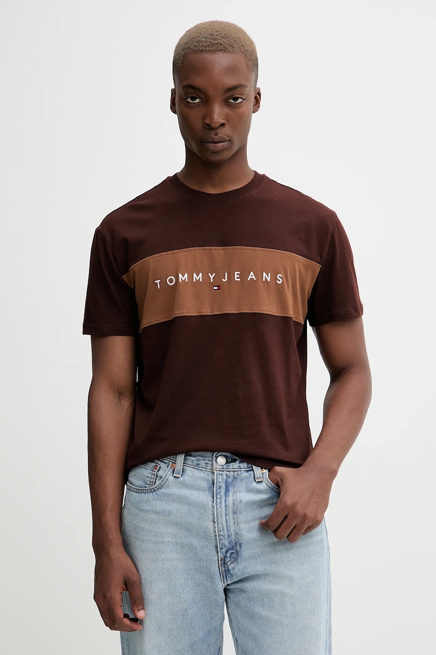 Bavlněné tričko Tommy Jeans pánské, hnědá barva, DM0DM21933