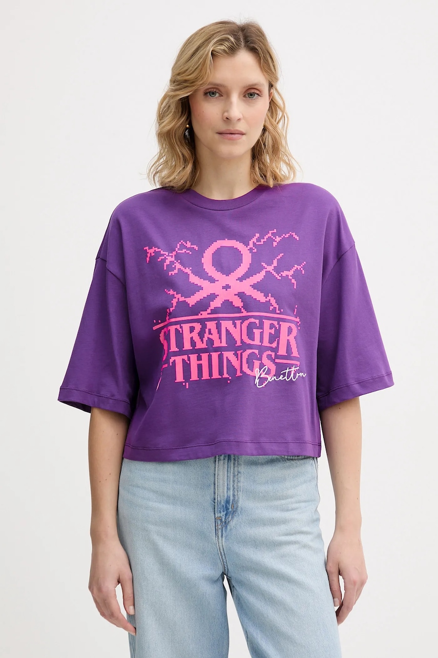 Bavlněné tričko United Colors of Benetton x Stranger Things dámské, fialová barva, 3BL0D10BC