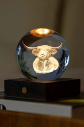 Bezdrátová dekorativní LED lampa Gingko Design Amber Crystal Light 9,5 x 8 x 8 cm