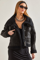 Bianco Lucci Women's Collar Buckle Laminated Short Coat 2300