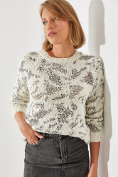 Bianco Lucci Women's Knitted Sweater