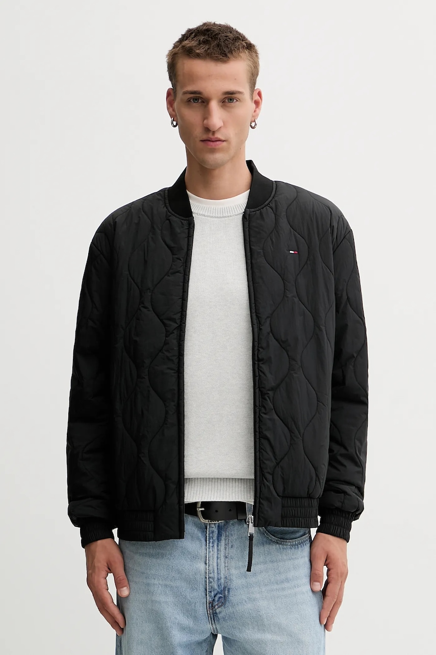 Bomber bunda Tommy Jeans černá barva, přechodná, DM0DM21685