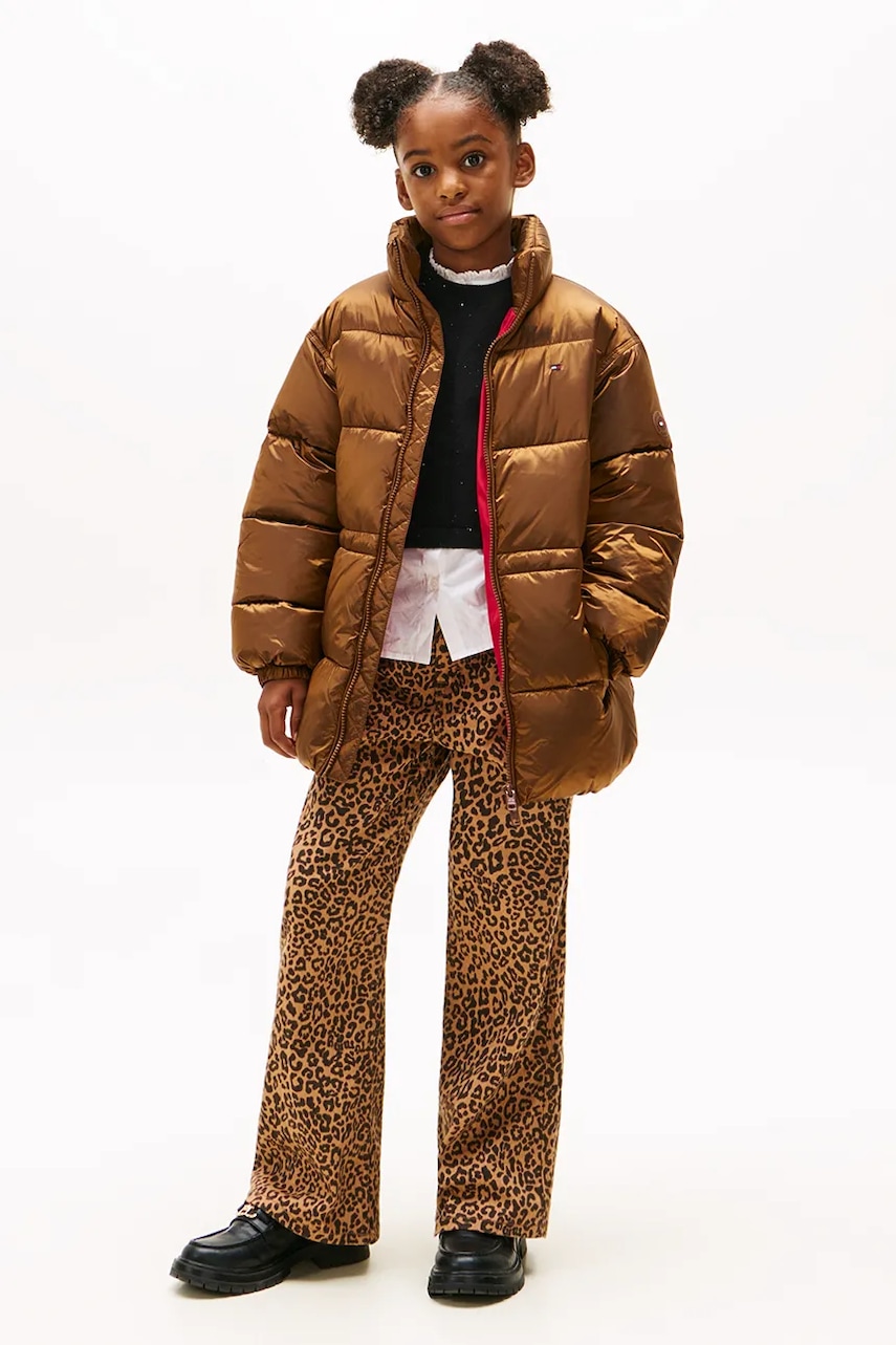 Bunda Tommy Hilfiger hnědá barva, KG0KG08762