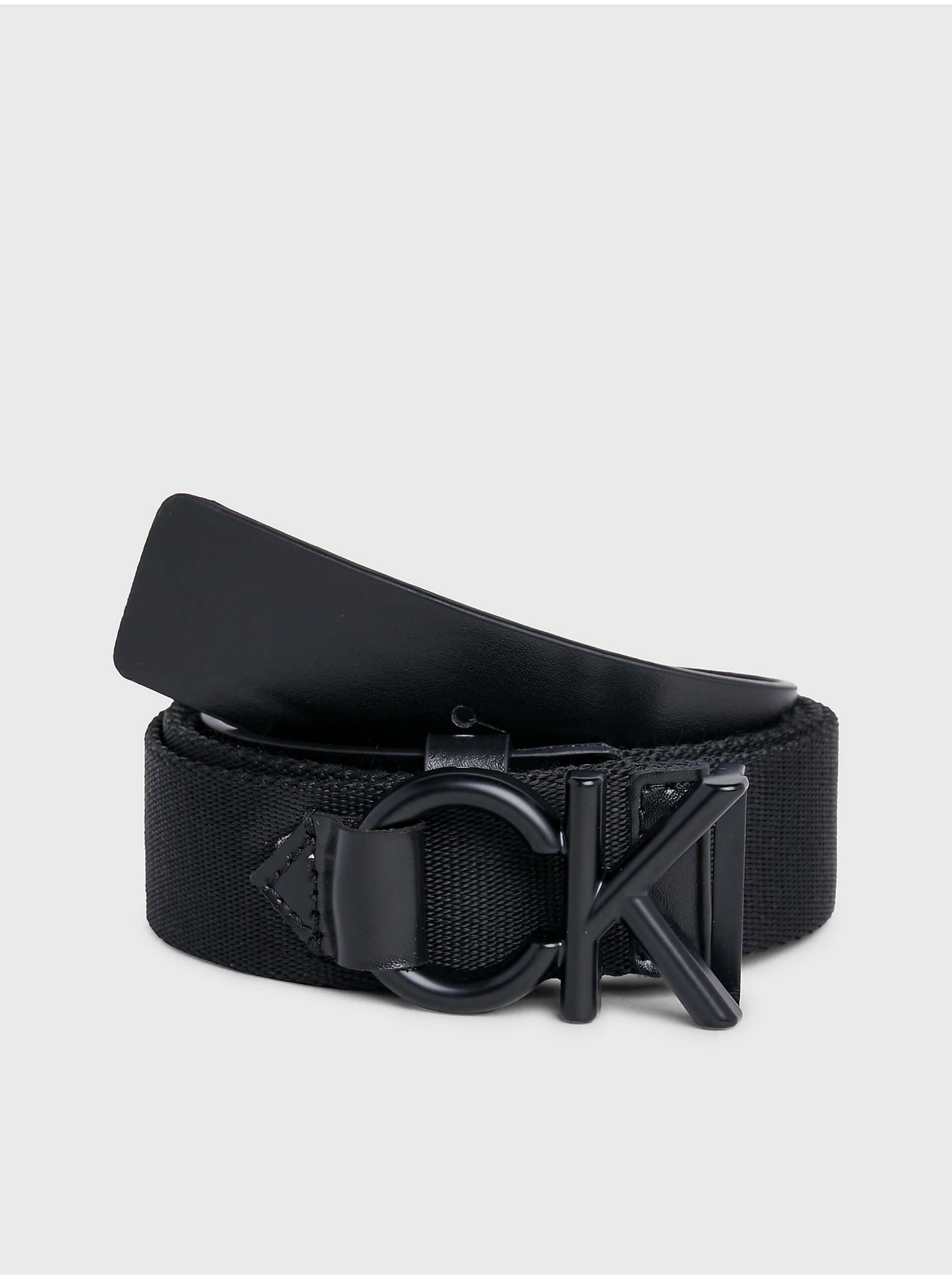 Černý pánský pásek Calvin Klein - Pánské