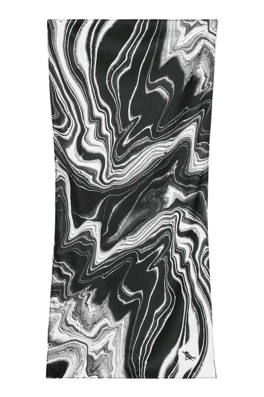 Chladicí ručník Dock & Bay Space Odd 69 x 33 cm