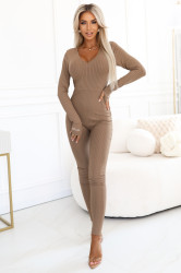 Dámský žebrovaný overal s výstřihem - mocha mousse