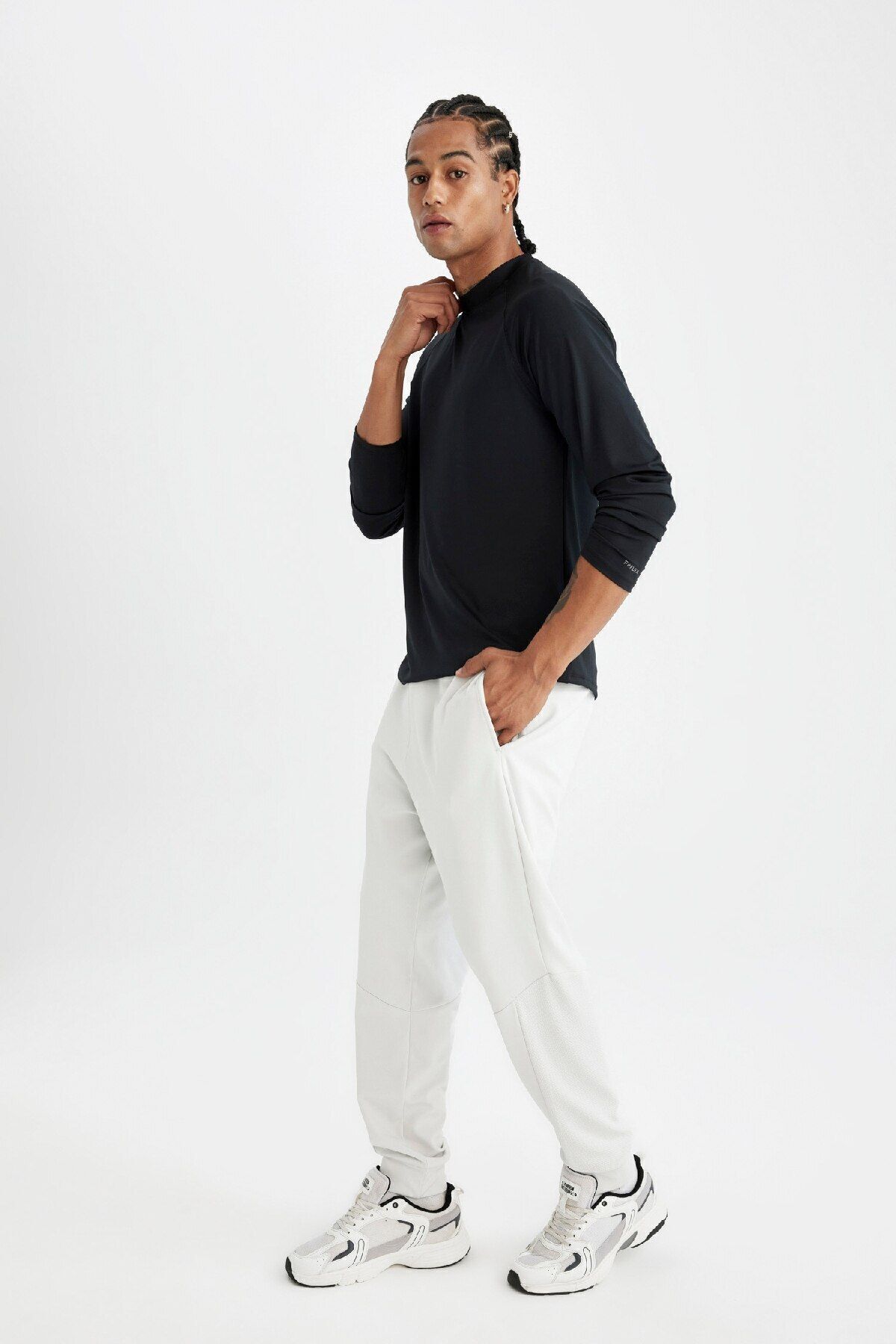 DEFACTO Fit Sports Jogger Sweatpants Standard Fit Elastic Waist Leg Pocket