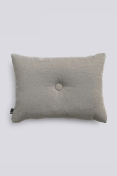 Dekorativní bavlněný polštář HAY Dot 45 x 60 cm