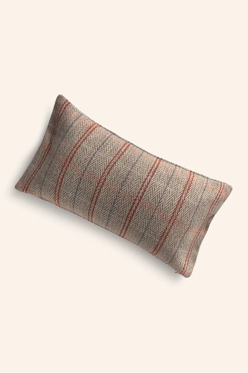 Dekorativní povlak na polštář s vlnou Calma House Montana 30 x 60 cm