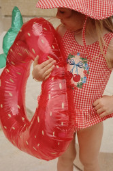 Dětský plavecký kruh Konges Sløjd SWIM RING STRAWBERRY