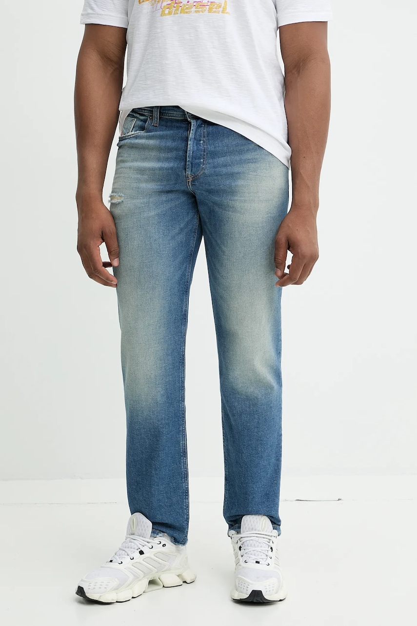 Diesel  Džíny  2023 D-FINITIVE L.32 TROUSERS