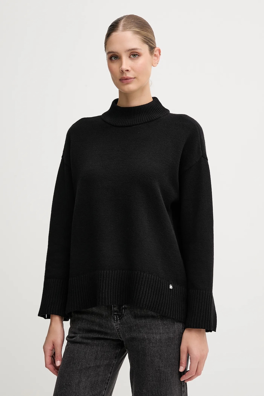 DKNY  Svetr