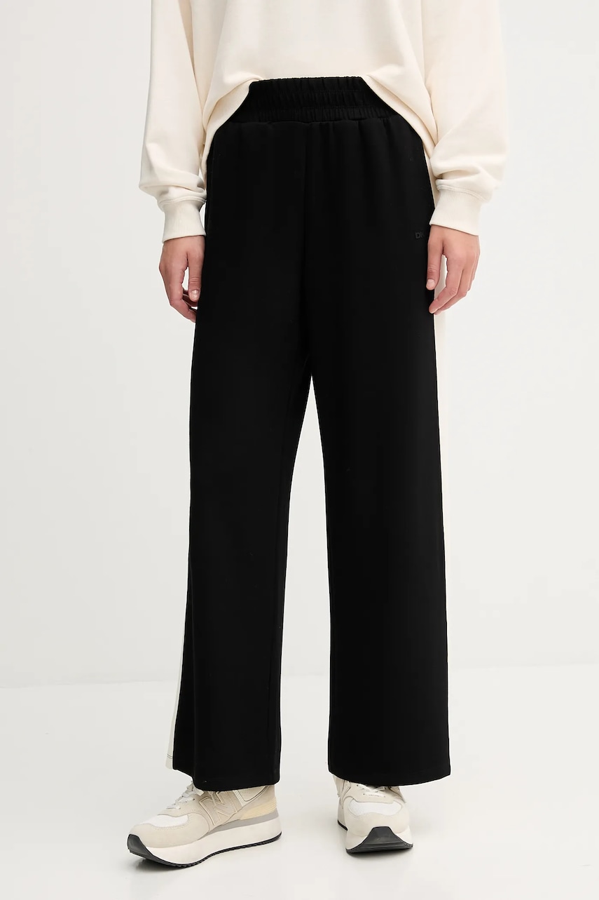 DKNY  Tepláky