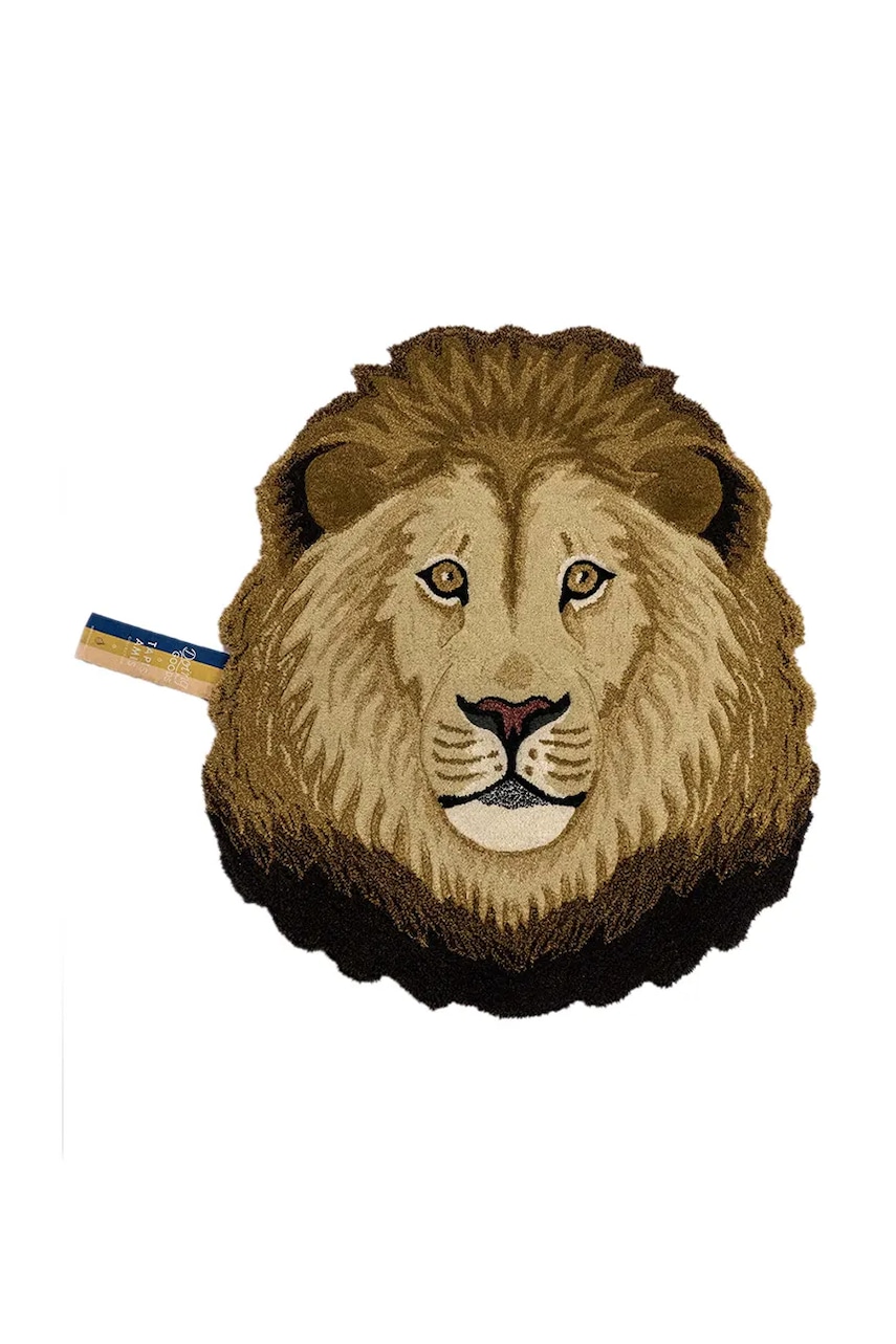 Doing Goods  Vlněný koberec  Ari Lion Head 113 x 95 cm