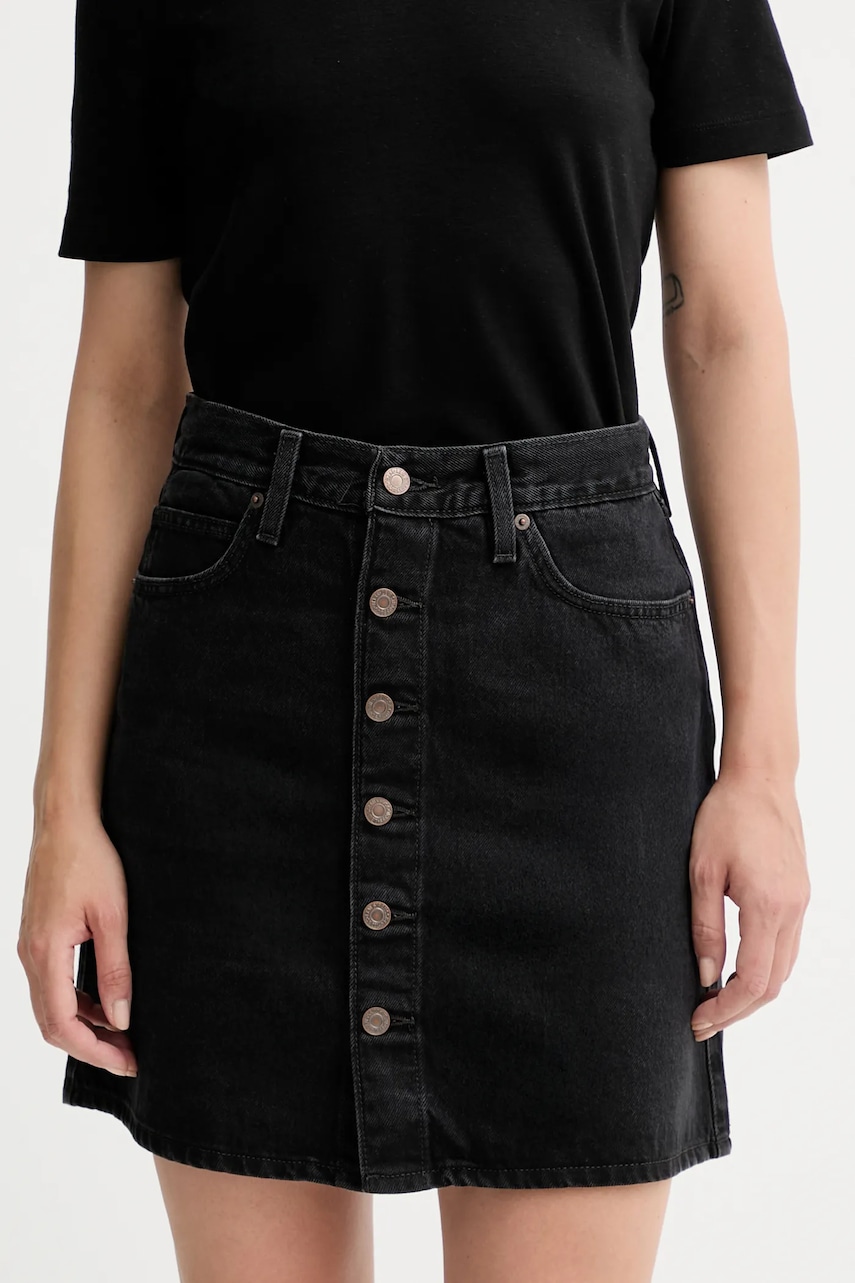 Džínová sukně Levi's černá barva, mini, áčková, 003RO