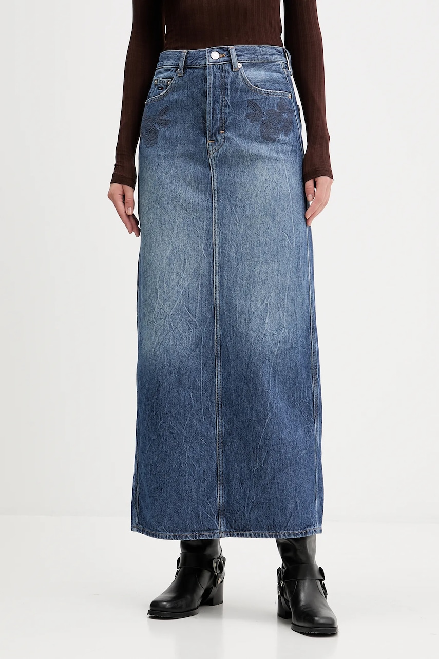 Džínová sukně Tommy Jeans tmavomodrá barva, maxi, DW0DW21577