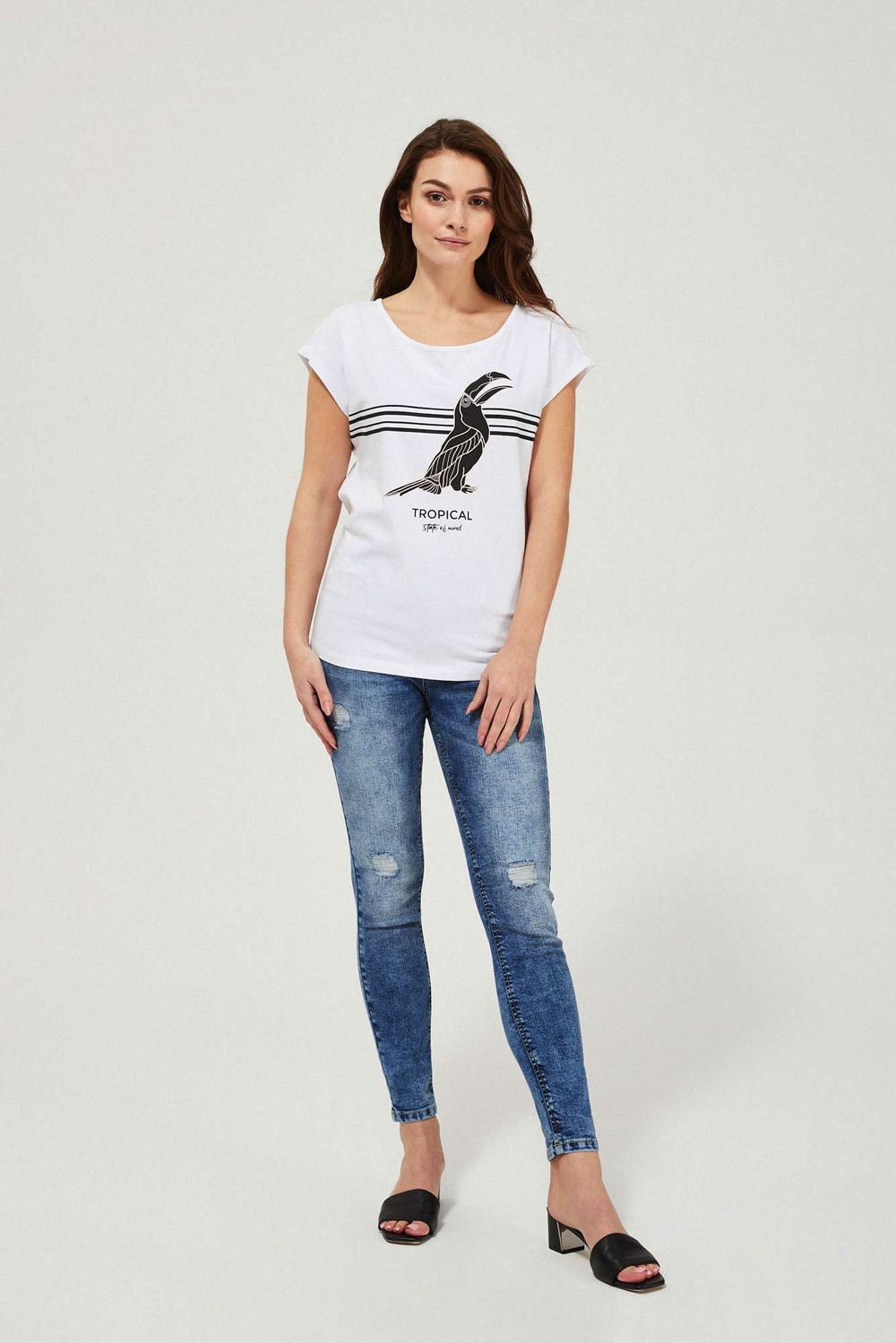 Džíny se středním pasem s oděrkami