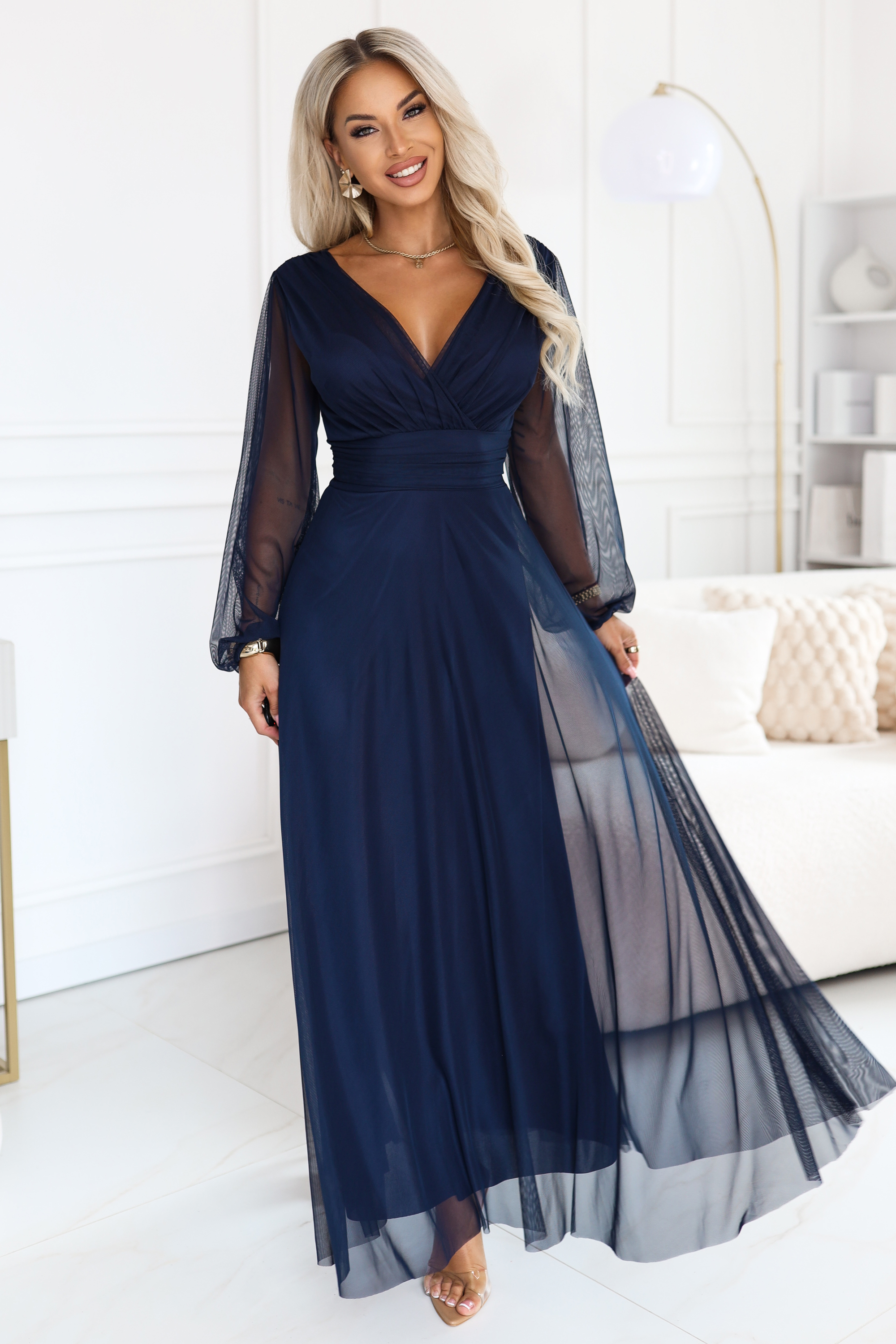 Elegantní maxi šaty s výstřihem do V - tmavě modré