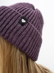 Fialová dámská čepice beanie