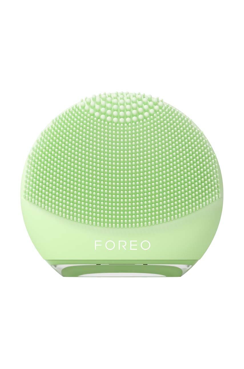 FOREO  Masážní a čisticí kartáček na obličej  LUNA™ 4 Go