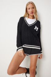 Happiness İstanbul Women's Black Contrast Striped Embroidered V Neck Knitwear Sweater