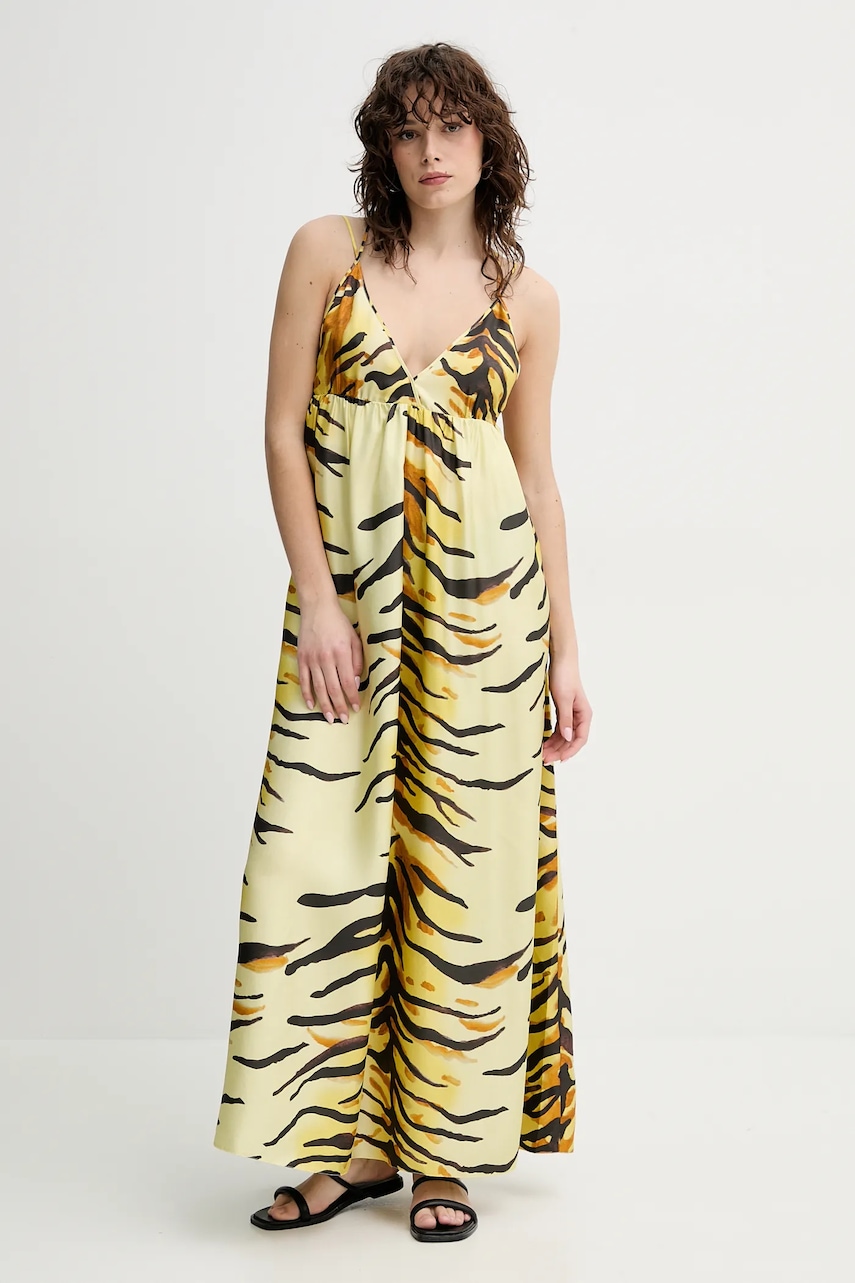 Hedvábné šaty Nanushka DELPHY