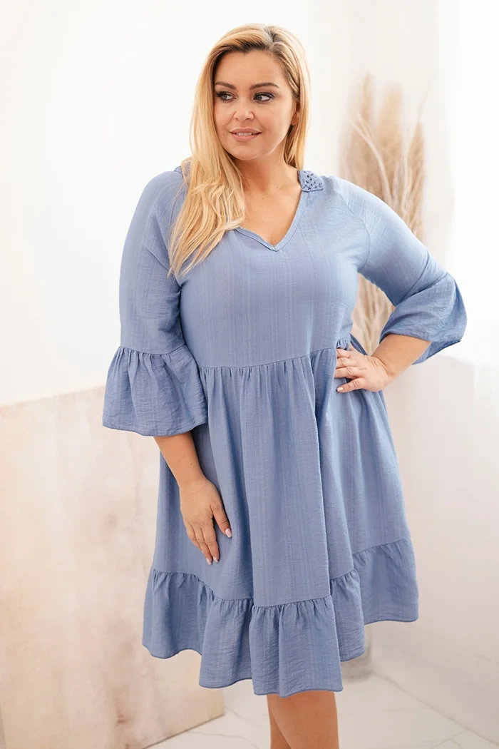 Kesi Włoski Dámské viskózové šaty Plus Size s ažurovou ozdobou džínová