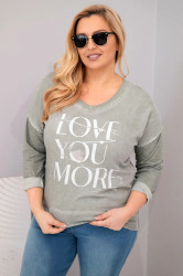 Kesi Włoski Dámská blůza Plus Size s nápisem Love You More khaki
