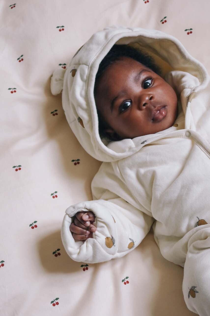 Konges Sløjd  Dětské bavlněné dupačky  NEWBORN ONESIE WITH HOOD