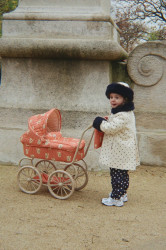 Konges Sløjd  kočárek pro panenky dětský bavlněný MINNIE DOLL PRAM