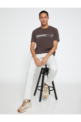 Koton Základní Gabardénové Kalhoty Slim Fit S Knoflíkovými Detaily Kapes.