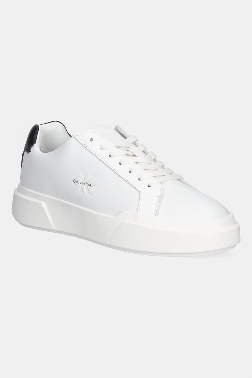 Kožené tenisky Calvin Klein CHUNKY CUPSOLE LACEUP LTH dámské, bílá barva, YW0YW01947