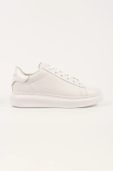 Kožené tenisky Karl Lagerfeld KAPRI pánské, bílá barva, KL52543A