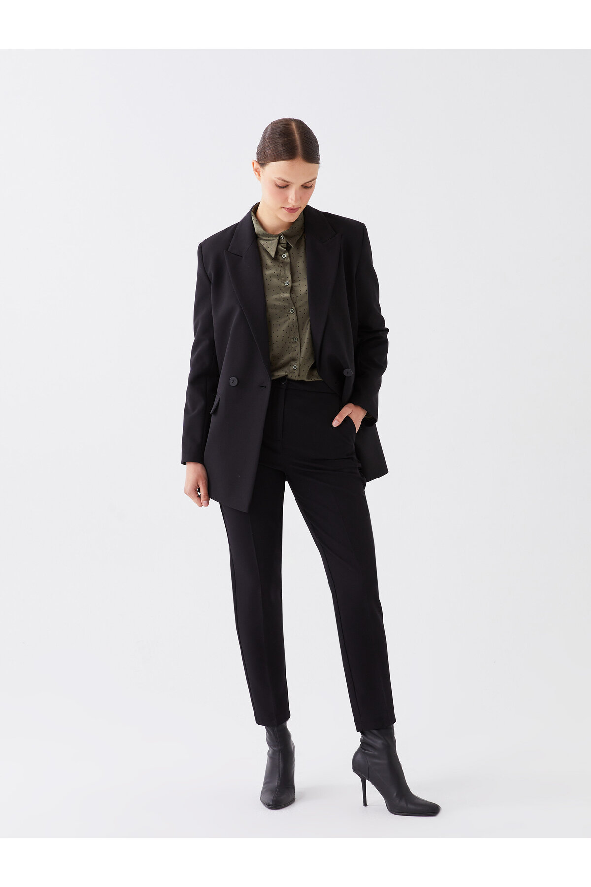 LC Waikiki Carrot Cut Straight Crepe Women's Trousers