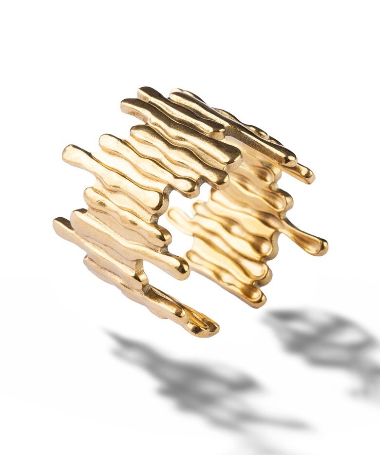Marc Malone Jedinečný otevřený prsten z pozlacené oceli MCR250351G