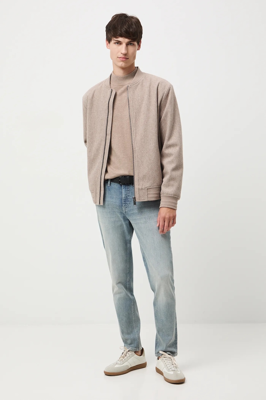 Medicine  Bomber bunda