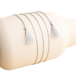 MUMMY BELL Hedvábná šňůrka - šedá 130 cm