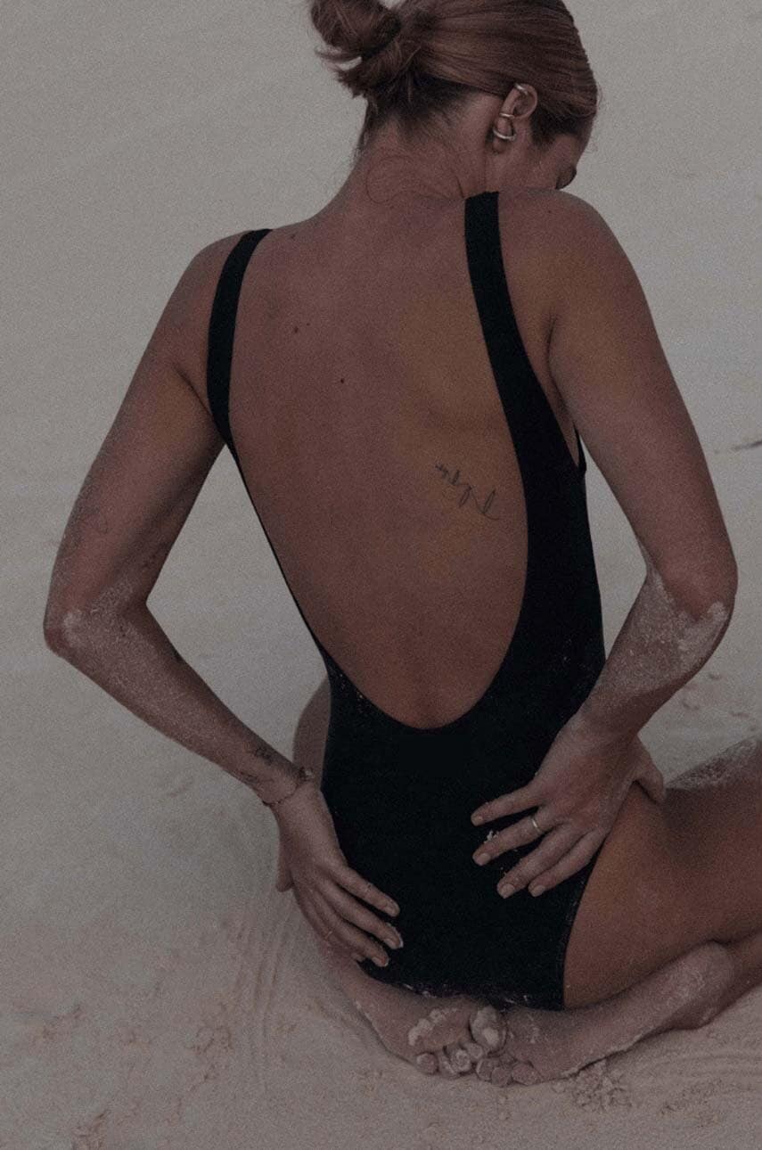 Muuv.  jednodílné plavky dámské V SWIMSUIT