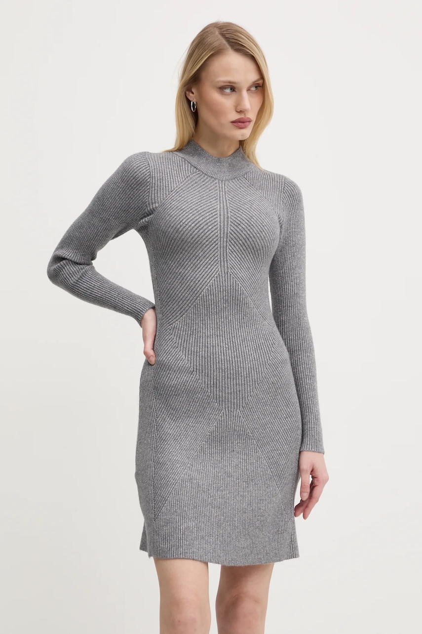 Never Fully Dressed  Šaty  Mini Suki