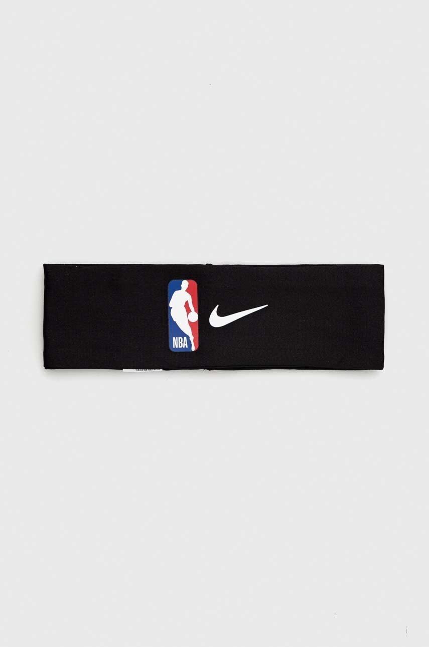 Nike  Čelenka