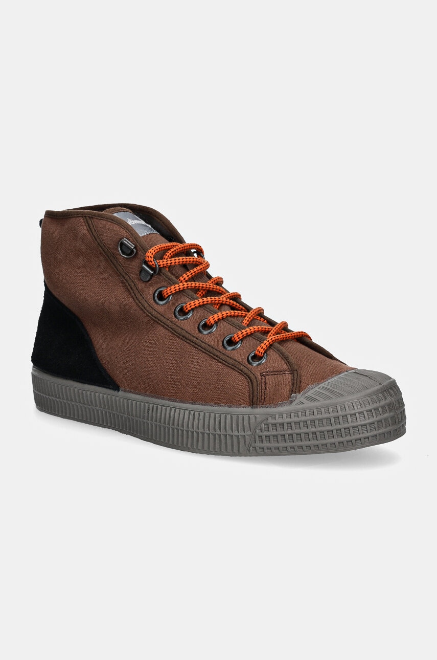 Novesta  Kecky  STAR DRIBBLE HIKER